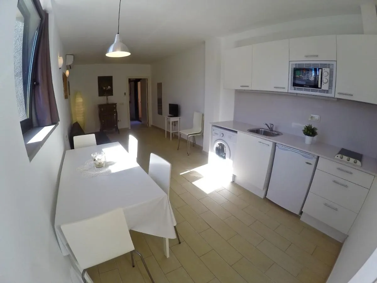 Apartaments Fonda Comerc Torroella de Montgrí Apartamento